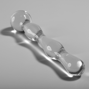 NEBULA SERIES BY IBIZA – MODELO 13 DILDO VIDRO BOROSILICADO TRANSPARENTE 18 CM -O- 3.5 CM