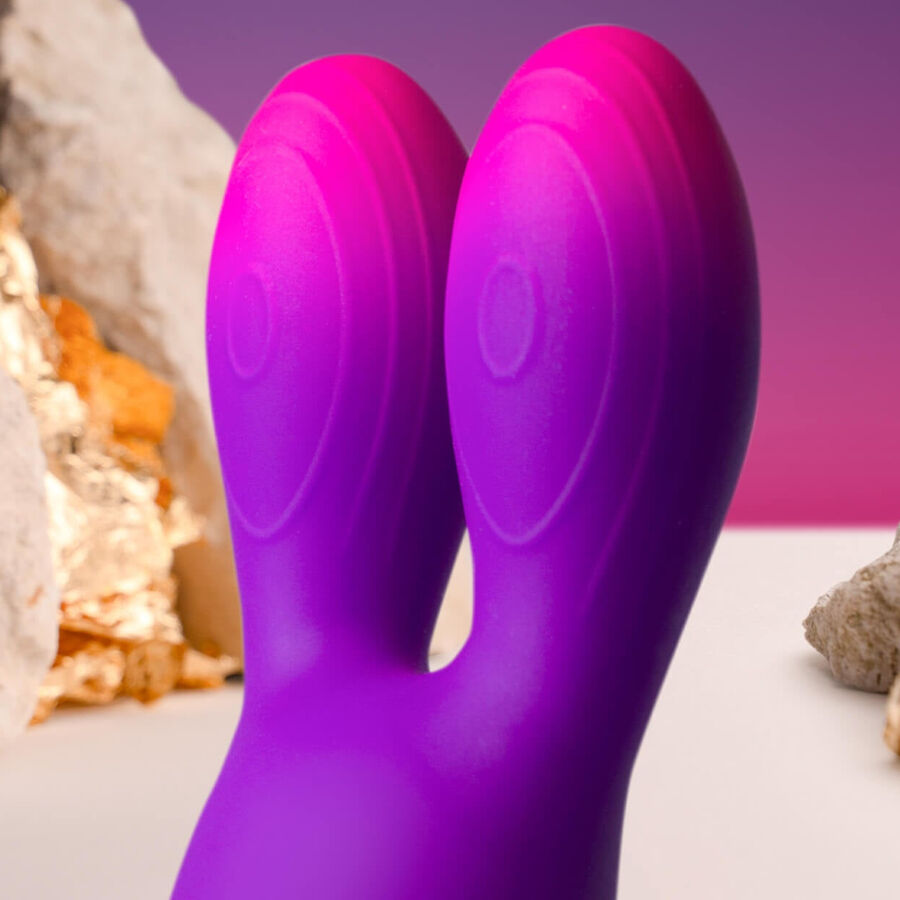 ROCKS-OFF - VIBRADOR FLEXÍVEL GLO-GIRL BUNNY ROXO - Image 3
