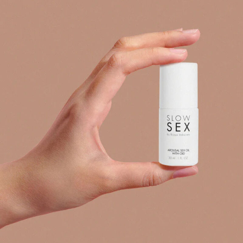 BIJOUX INDISCRETS - SLOW SEX ÃLEO DE MASSAGEM SEXUAL COM CBD 30 ML - Image 3